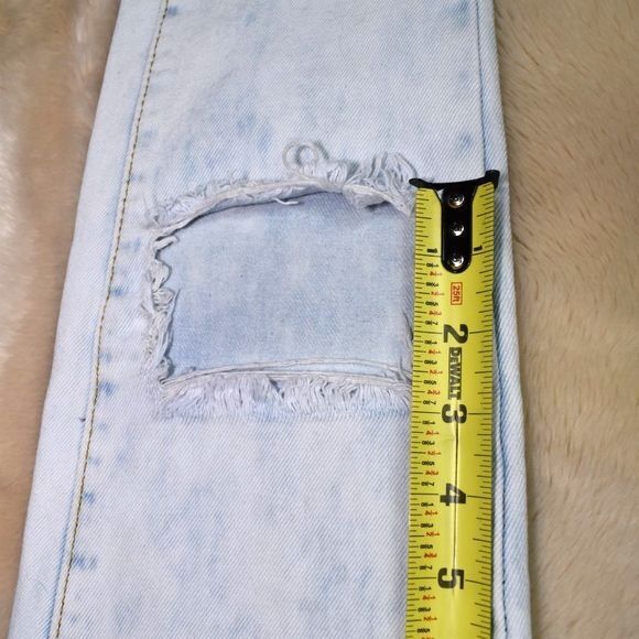 Adika White Acid Washed Denim Destroyed High Rise Jeans  Size Small - Picture 8 of 10